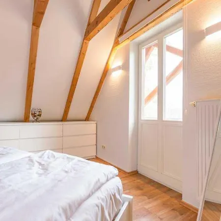Haus Auf Dem Huegel Klassische 07 Lägenhet